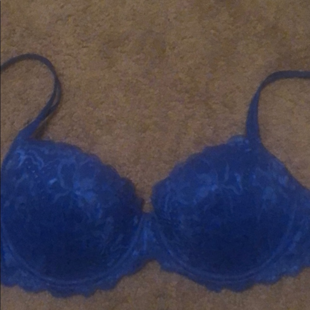 VS Bra